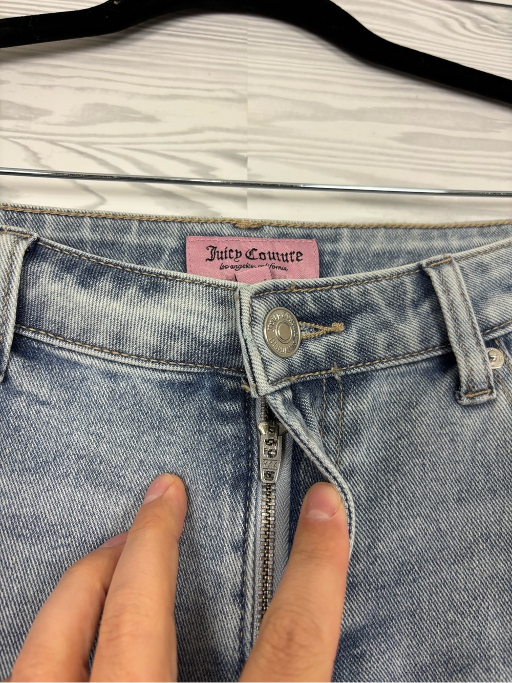 Juicy Couture Abbot wide leg cargo jeans Y2K JUICY spell out NWT Size 7/28 - Picture 3 of 10